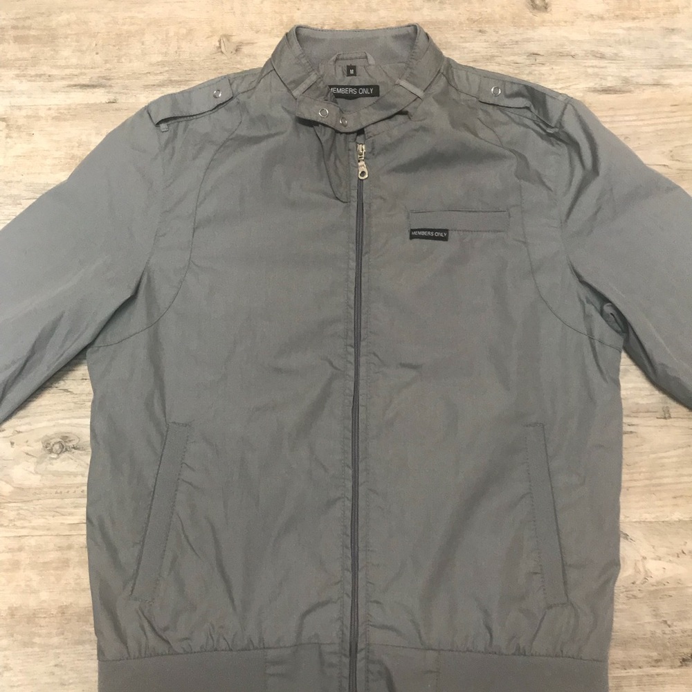 Members only Jacket Size Medium